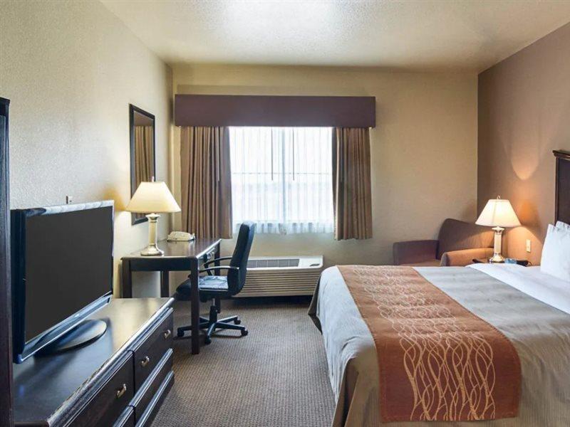 Comfort Inn I-20 Midland Stanton Exterior photo